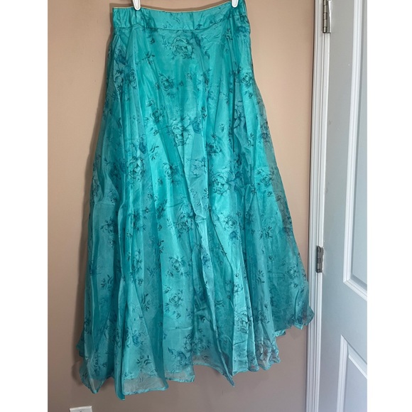 Blue Lengha Choli - Picture 2 of 3